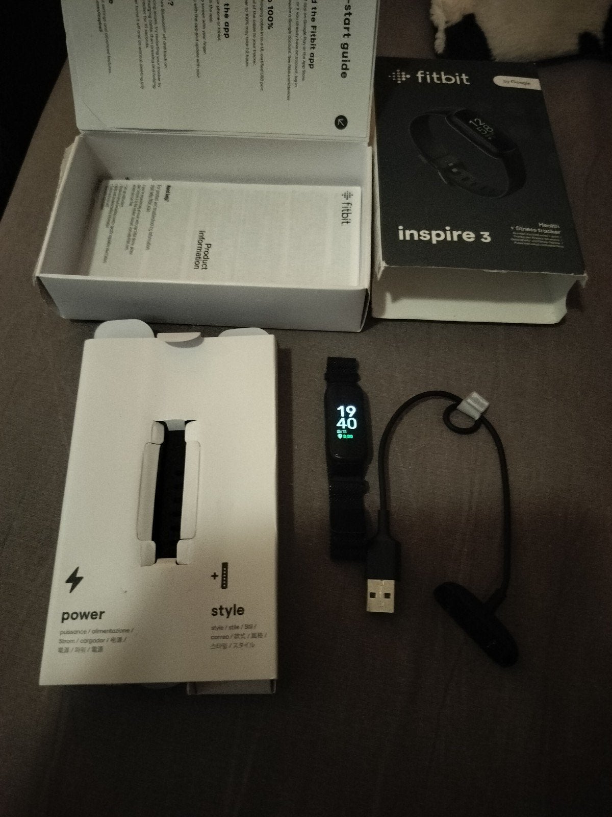 Fitbit Inspire 3 Health & Fitness Tracker + Extra Bandje, Ophalen of Verzenden, Nieuw, Zwart