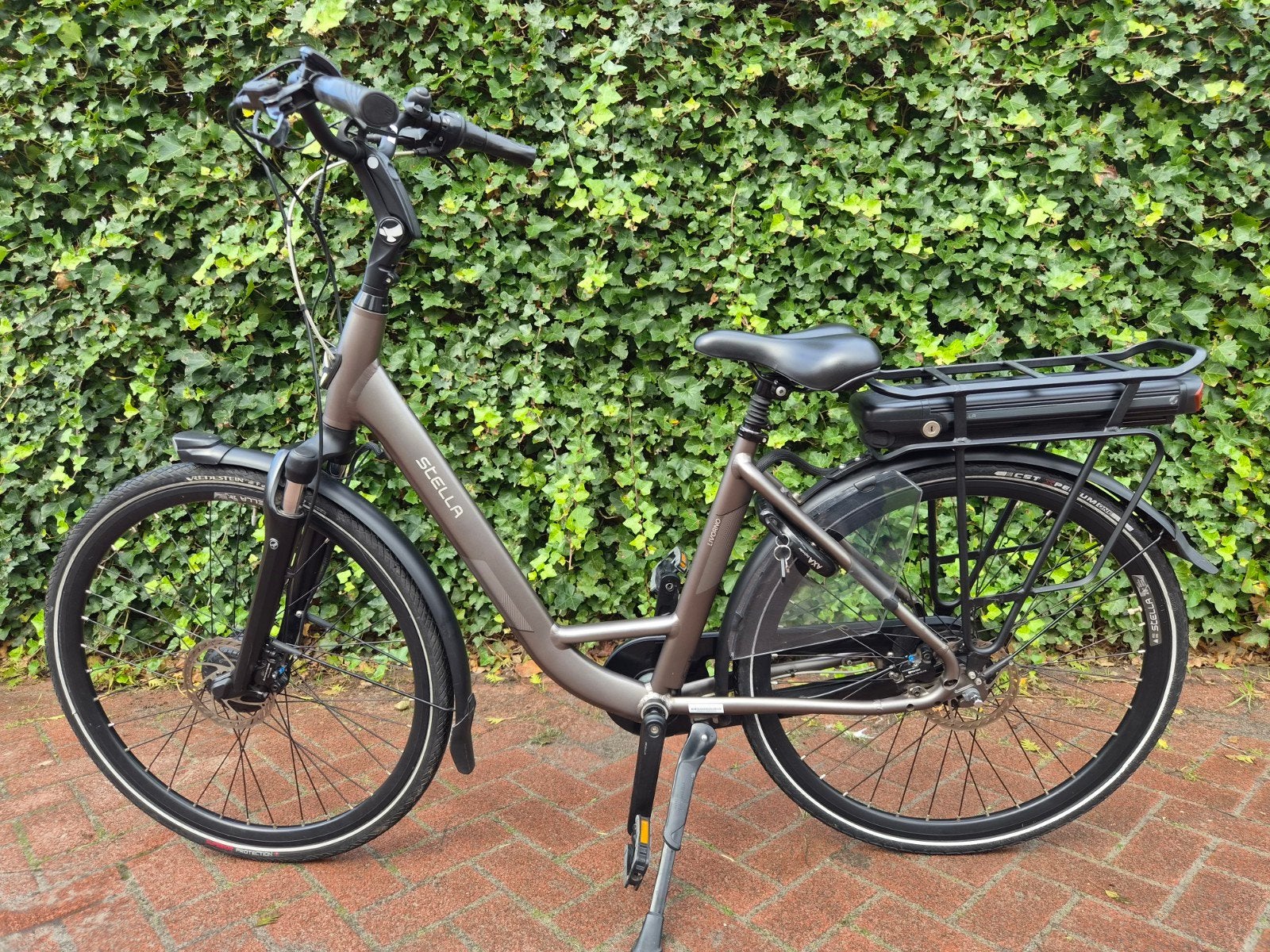 Stella Livorno elektrische fiets, Zo goed als nieuw, 47 tot 51 cm, 50 km per accu of meer, Ophalen
