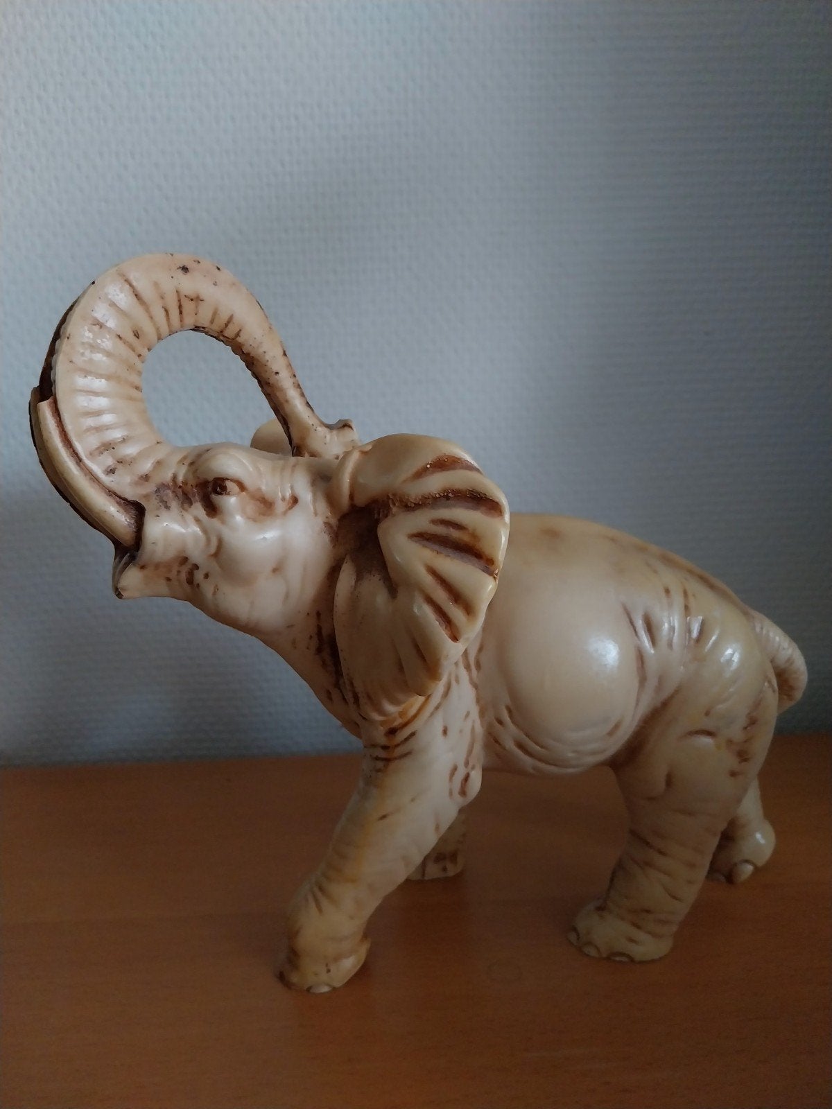 Super mooie zware olifant beeld 25 H x 27 B cm, Ophalen, Zo goed als nieuw, Wild dier, Beeldje of Figuurtje