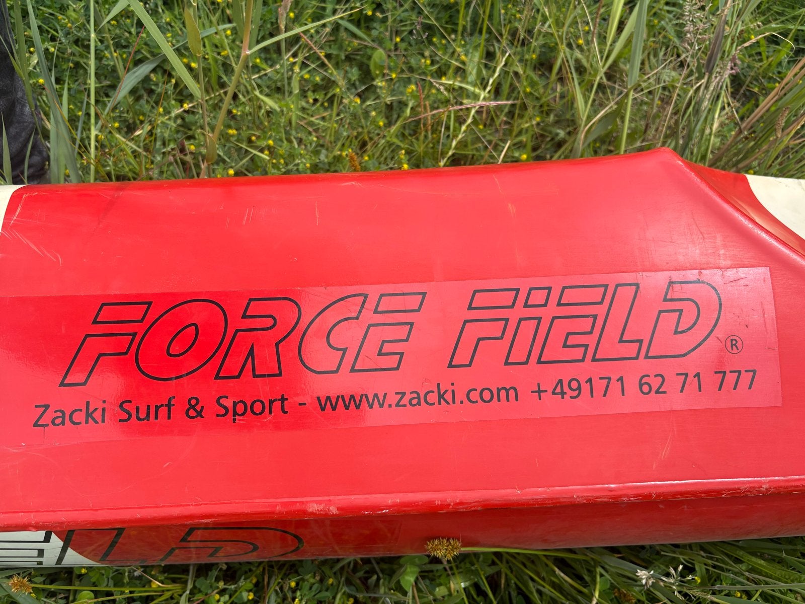 Force Field Splender Surfski - Klein lekje bij roer, Watersport en Boten, Ophalen, Gebruikt, 1-persoons