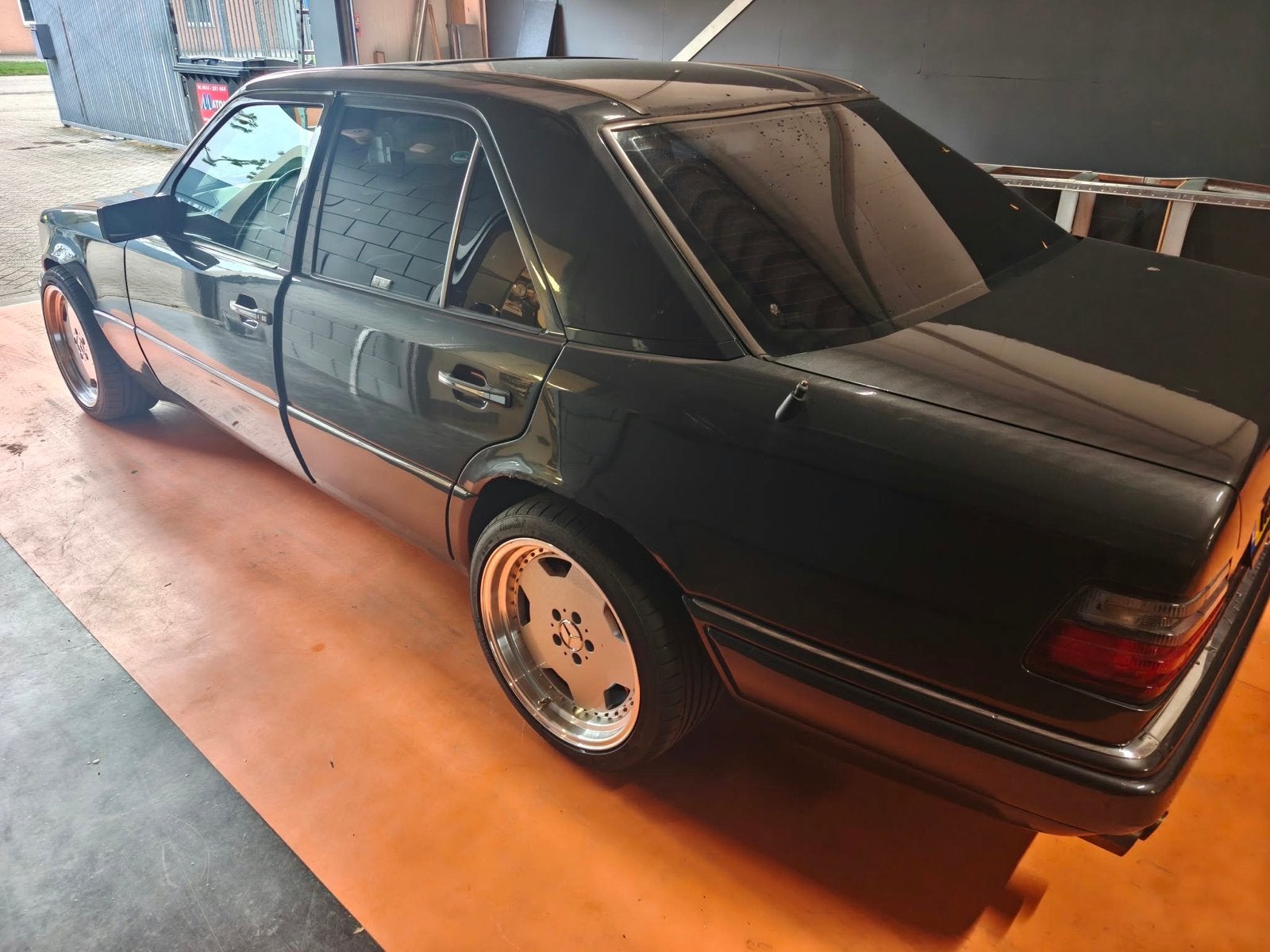 Mercedes-Benz Mercedes 1995 Grijs, 3199 cc, Particulier, Sedan, 220 pk