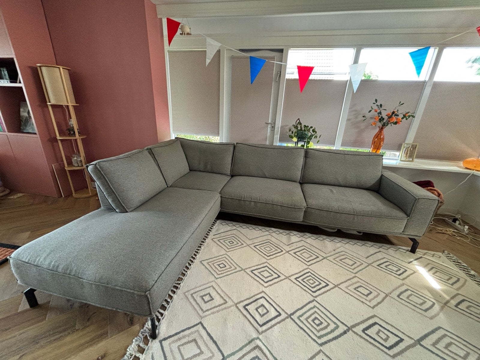 Moderne grijze hoekbank met chaise longue (links), Ophalen, 250 tot 300 cm, 125 tot 150 cm, Hoekbank
