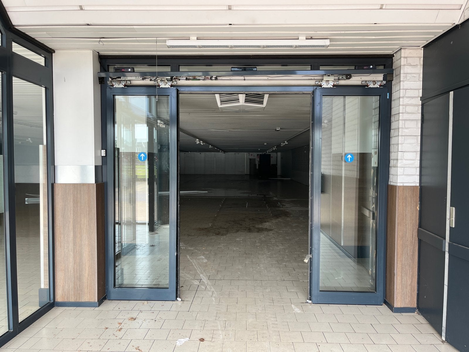 Automatisch openslaande deuren - 1.2m opening, 3m breed, Ophalen, Gebruikt, Overige typen, Schuifdeur