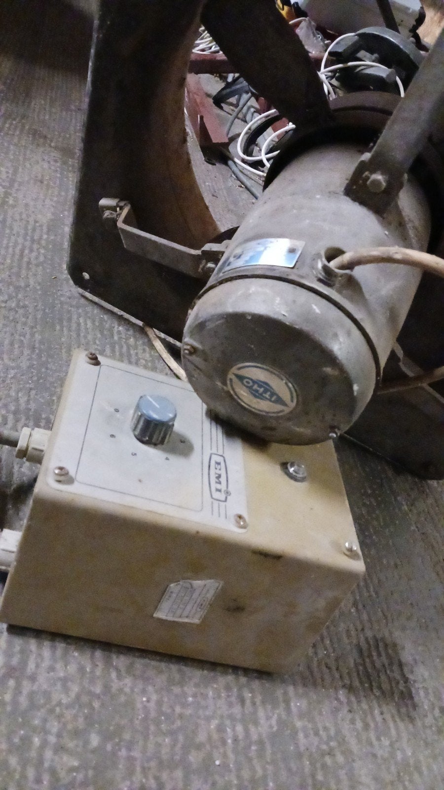 Ventilator voor stal of loods - ITHO VL-40, Witgoed en Apparatuur, Ventilatoren, Ophalen, Gebruikt, Overige