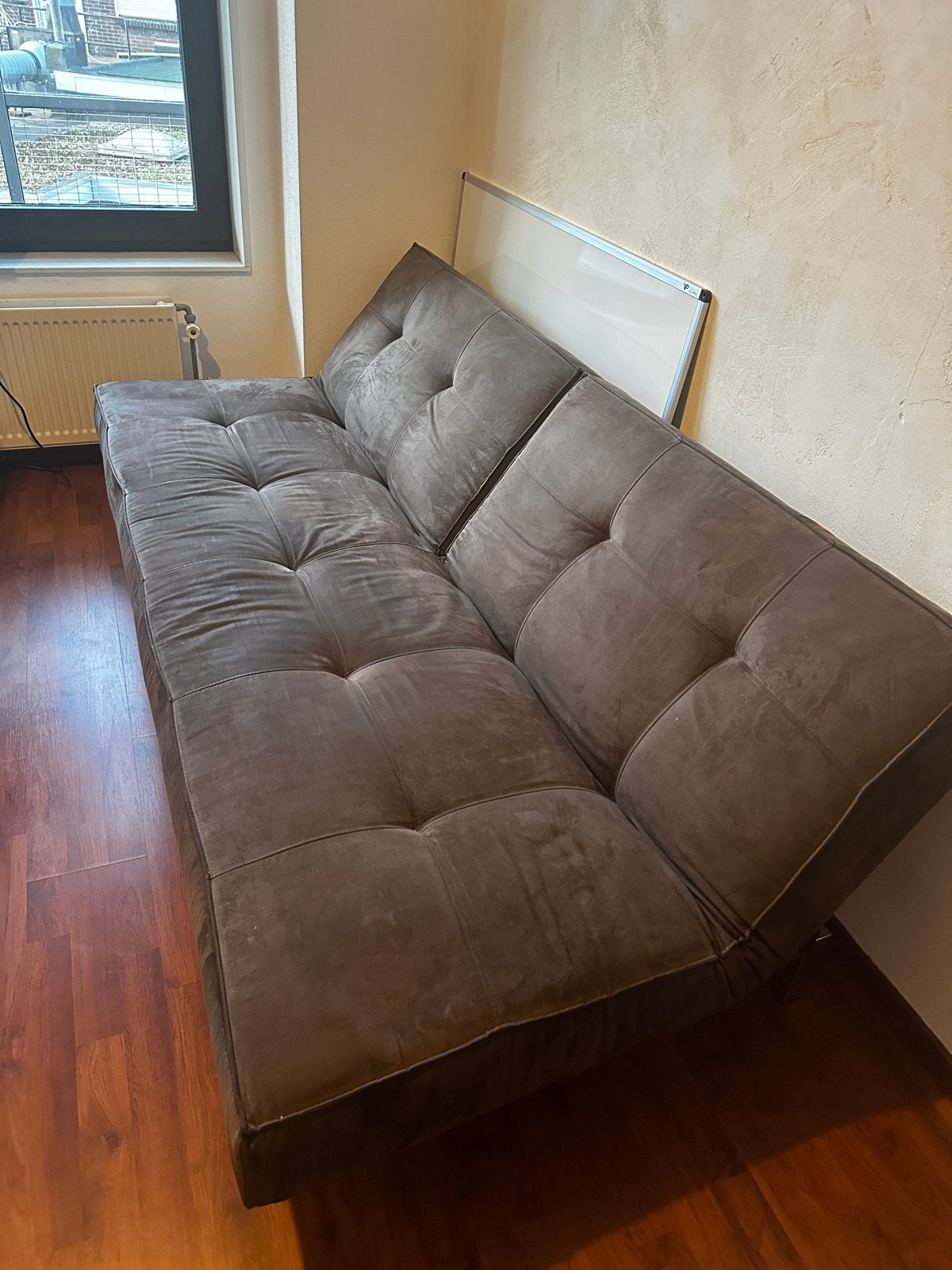 Bruine slaapbank / futon - comfortabel en ruimtebesparend, Ophalen, Gebruikt, Bruin, Tweepersoons