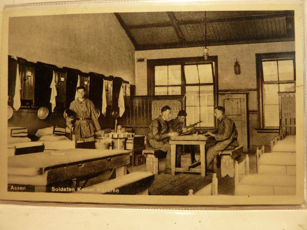 SOLDATEN KAMER KAZERNE in ASSEN     in: 1936, Ophalen of Verzenden, 1920 tot 1940, Gelopen, Ambachten of Beroep