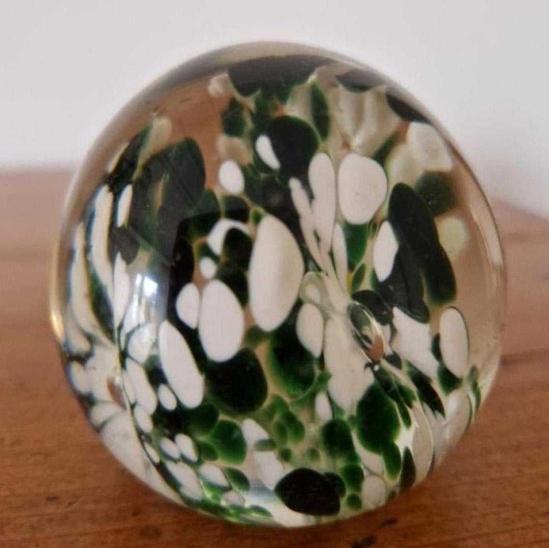Glazen murano presse-papier bol
7 cm, Ophalen of Verzenden