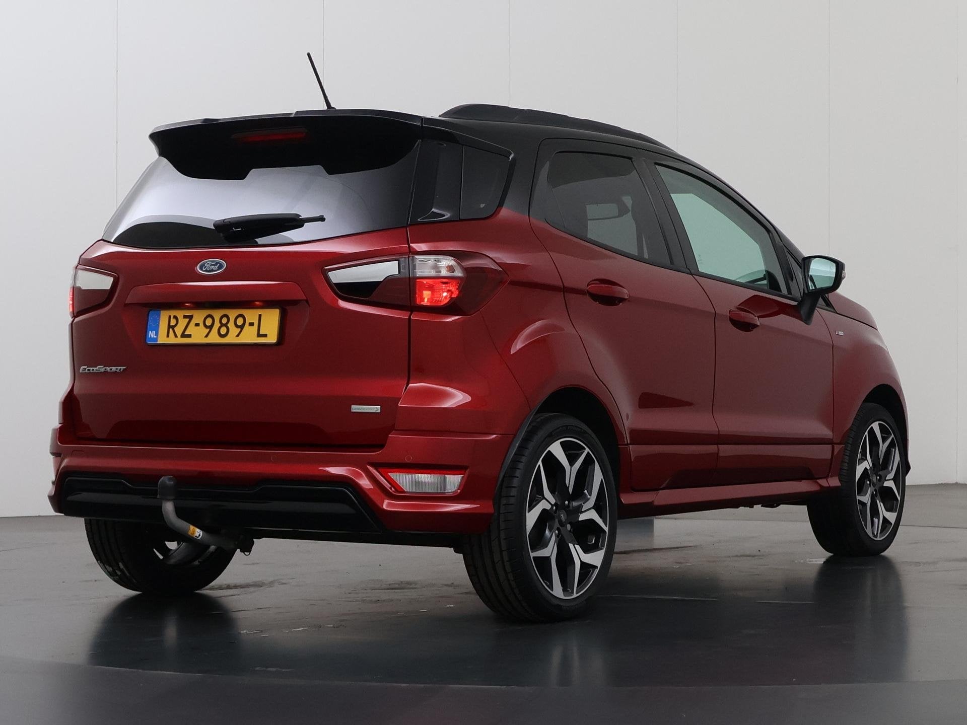 Ford EcoSport 1.0 EcoBoost ST-Line | Trekhaak | Navigatie |, Voorwielaandrijving, 125 pk, Gebruikt, Ecosport