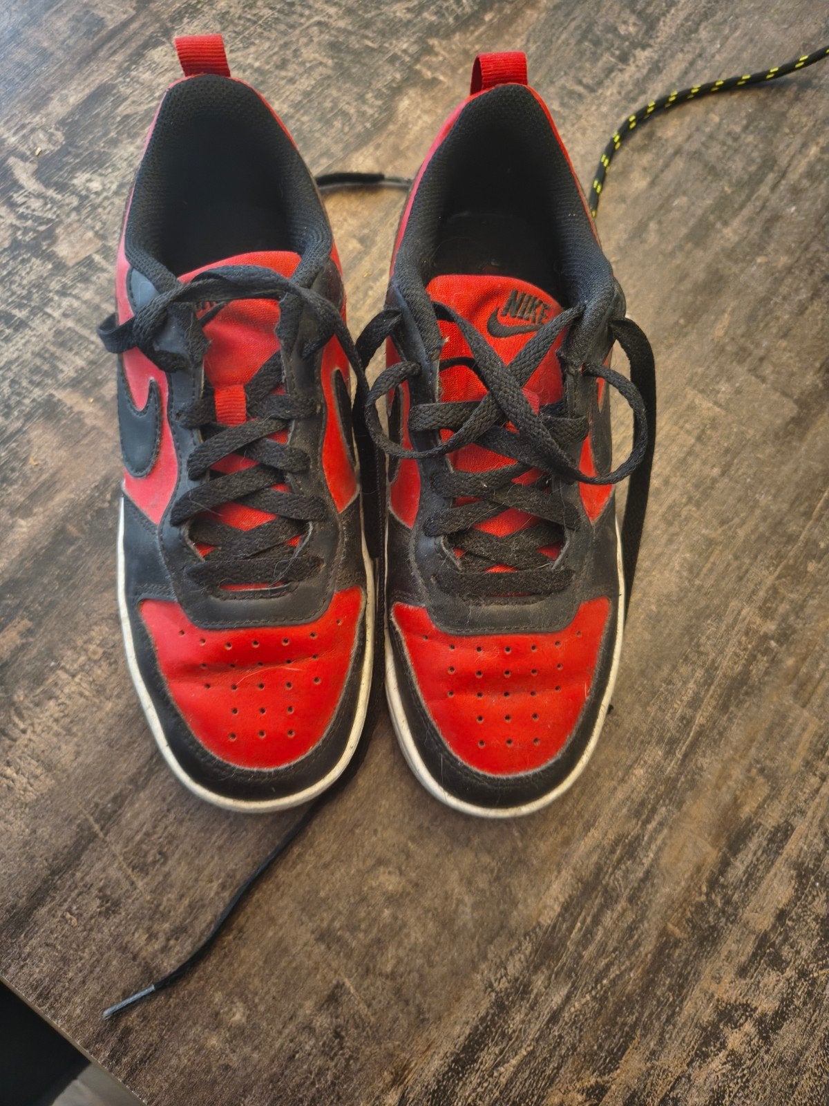 Weinig gedragen Nikes maat 36, Ophalen of Verzenden, Zo goed als nieuw, Overige typen, Overige merken