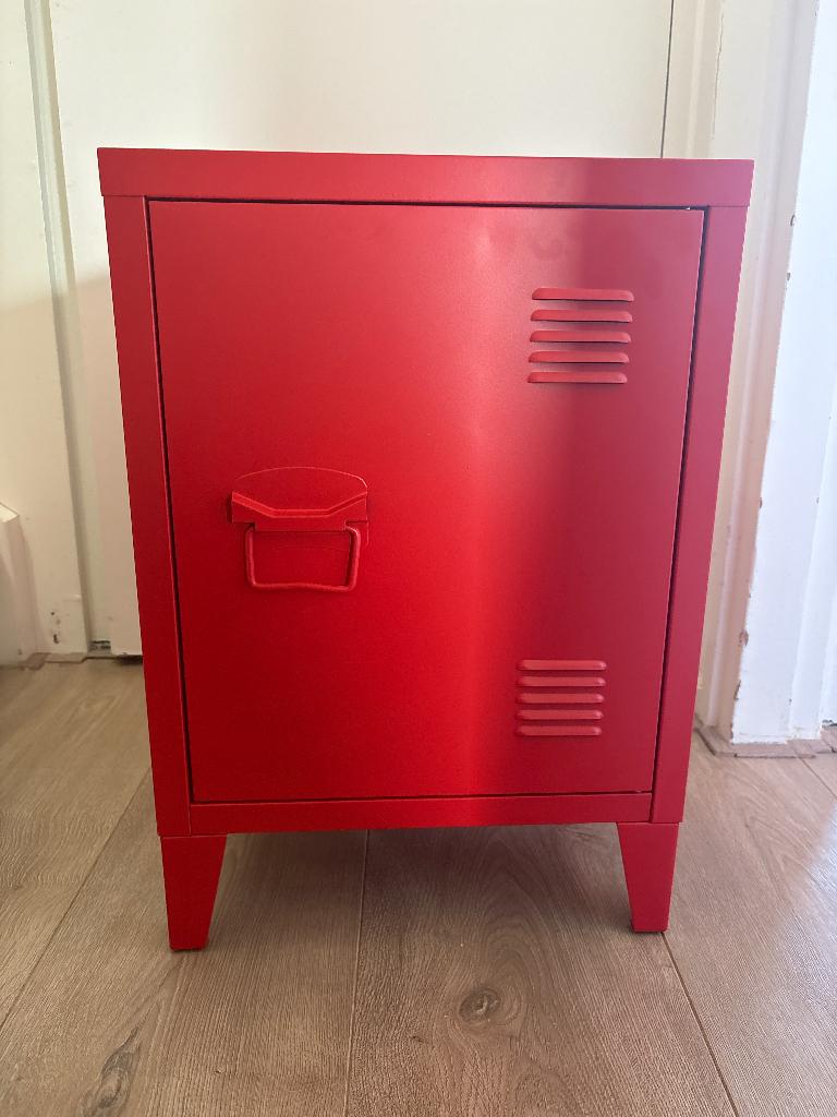 Nachtkastje metaal, Huis en Inrichting, Slaapkamer | Nachtkastjes, Ophalen, Minder dan 45 cm, Metaal of Aluminium, Nieuw