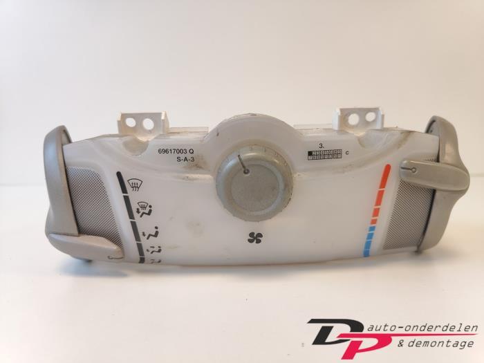 Kachel Bedieningspaneel van een Peugeot 107, Auto-onderdelen, Dashboard en Schakelaars, Gebruikt, -, -, Ophalen of Verzenden