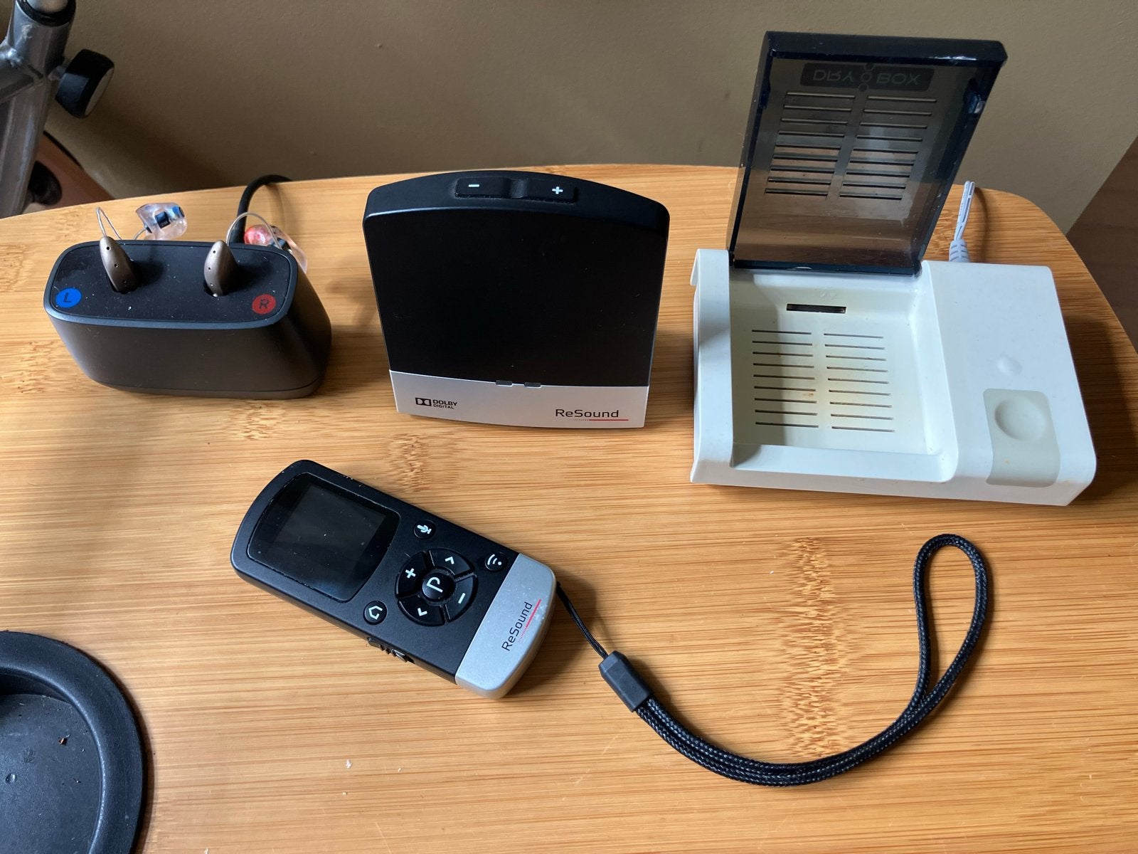 Amplifon gehoorapparaten 1,5 jr oud incl Resound toebehoren, Ophalen of Verzenden, Zo goed als nieuw, Overige typen