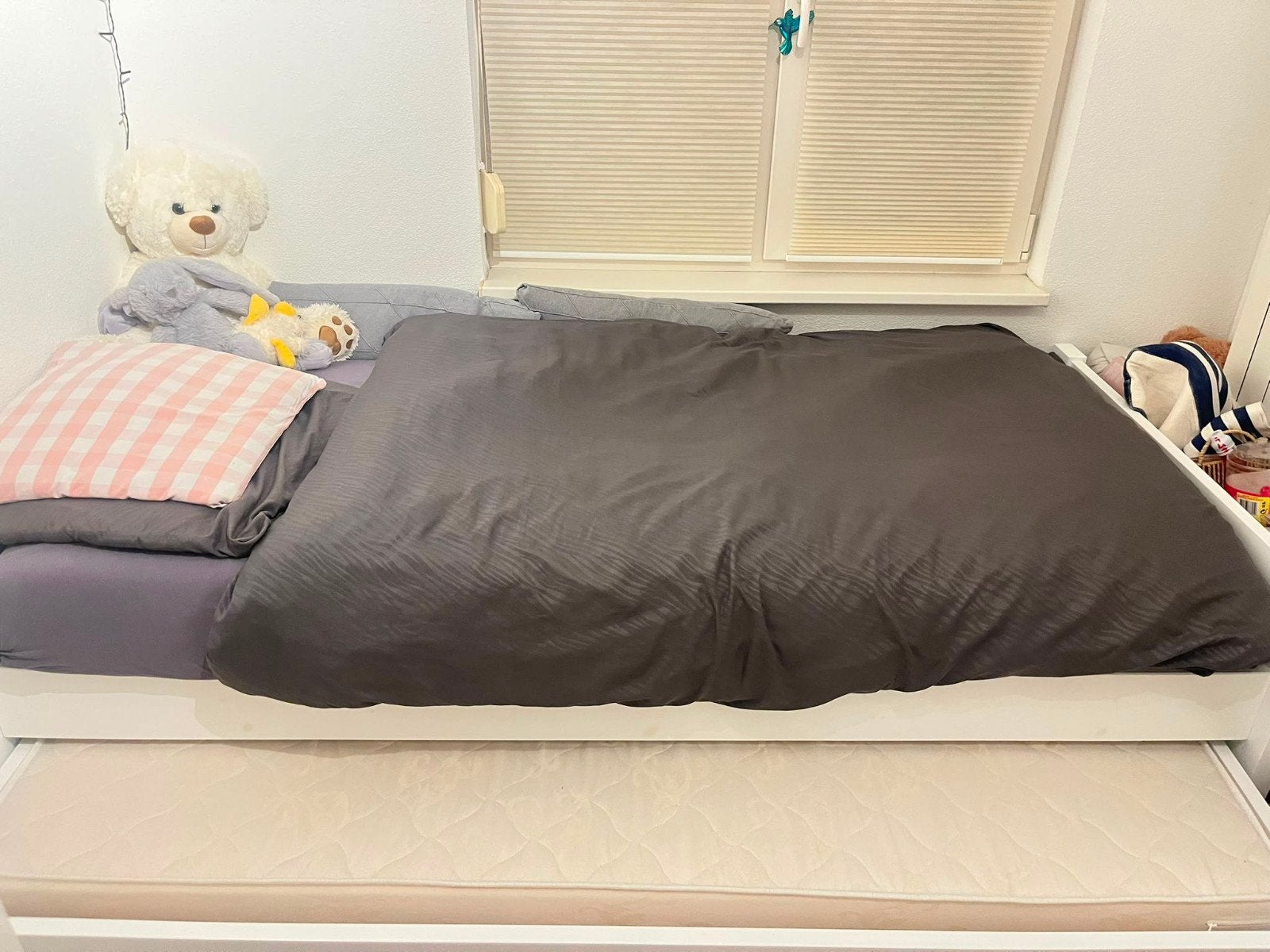 Uitschuifbaar bed 90x200cm met lattenbodem en lades, 85 tot 100 cm, Gebruikt, 180 cm of meer, Ophalen