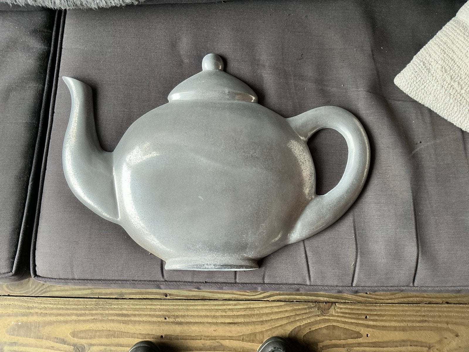 Aluminium theepot wanddecoratie, Ophalen