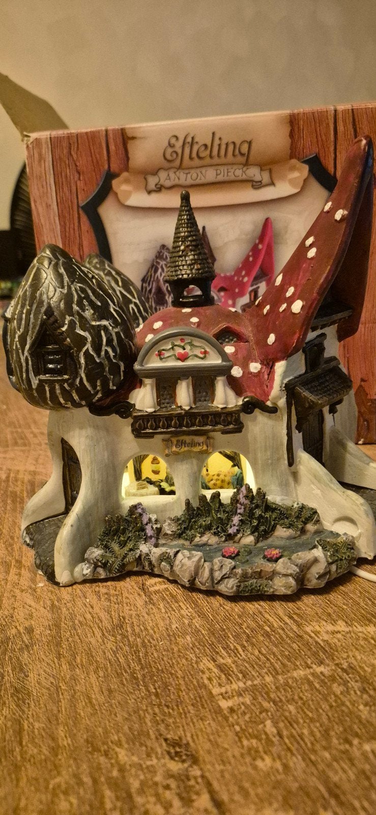 Efteling Kabouterdorp huisje met poppetjes - Anton Pieck, Ophalen of Verzenden, Zo goed als nieuw, Beeldje of Poppetje