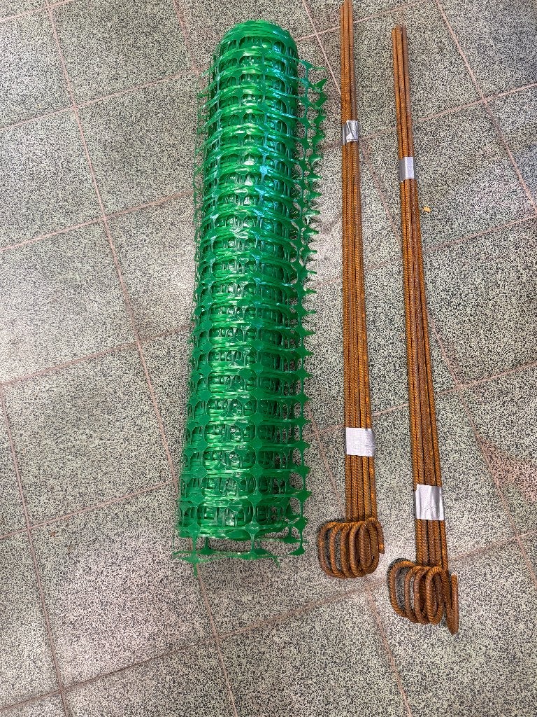 Afzetgaas, groen, medium, 50 meter, incl. 10 grondpennen, Ophalen, Zo goed als nieuw