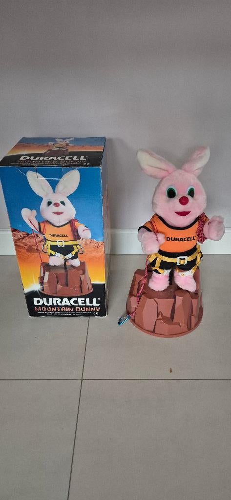 Duracell Mountain Bunny, Verzamelen, Merken en Reclamevoorwerpen, Ophalen of Verzenden, Zo goed als nieuw, Reclamebord
