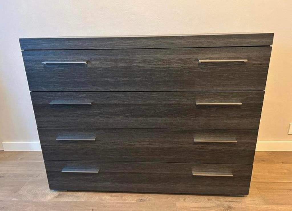 Donkerbruine ladekast met 4 laden, Huis en Inrichting, Kasten | Ladekasten, Ophalen, Gebruikt, 100 tot 150 cm, 50 tot 100 cm