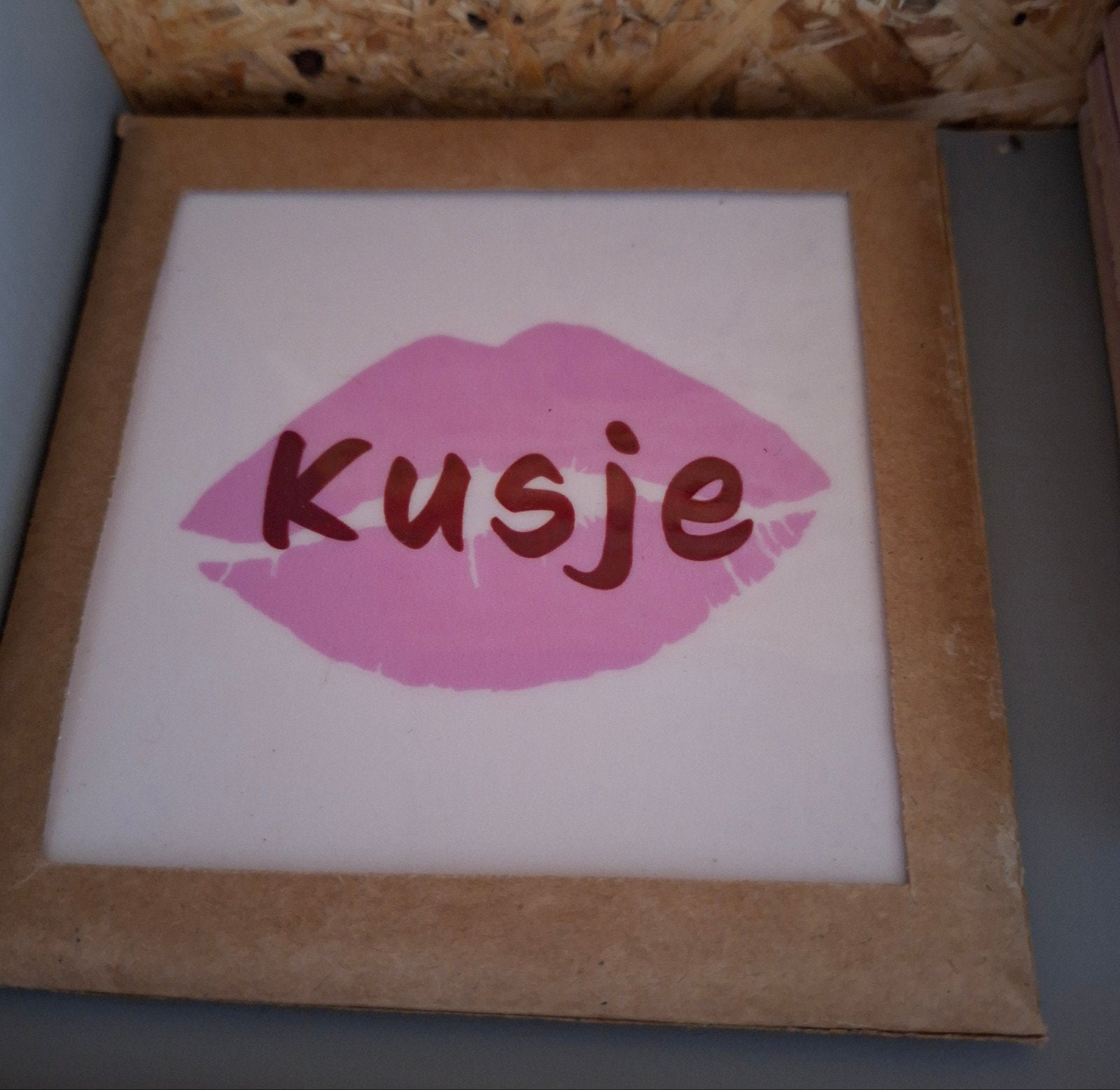 Leuk tegeltje met tekst, Huis en Inrichting, Woonaccessoires | Tekstborden en Spreuken, Ophalen of Verzenden, Nieuw