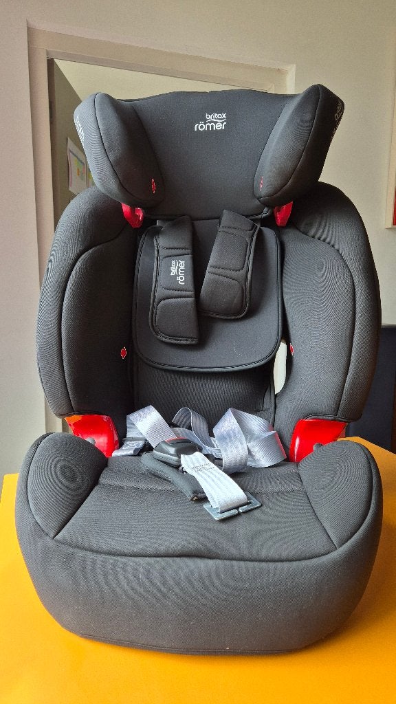 kinderstoeltje auto, Kinderen en Baby's, Romer, Autogordel, 15 t/m 36 kg, Ophalen of Verzenden