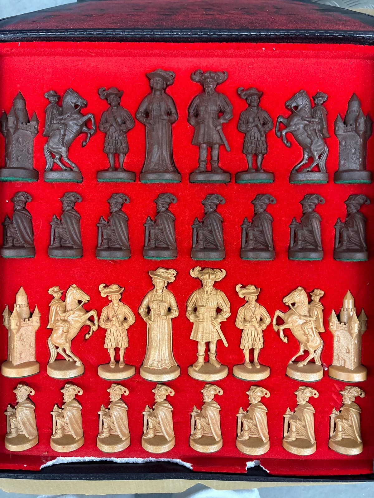 Schaakstukken kunststof - Mooi gedetailleerd, Een of twee spelers, Ophalen of Verzenden, Gebruikt