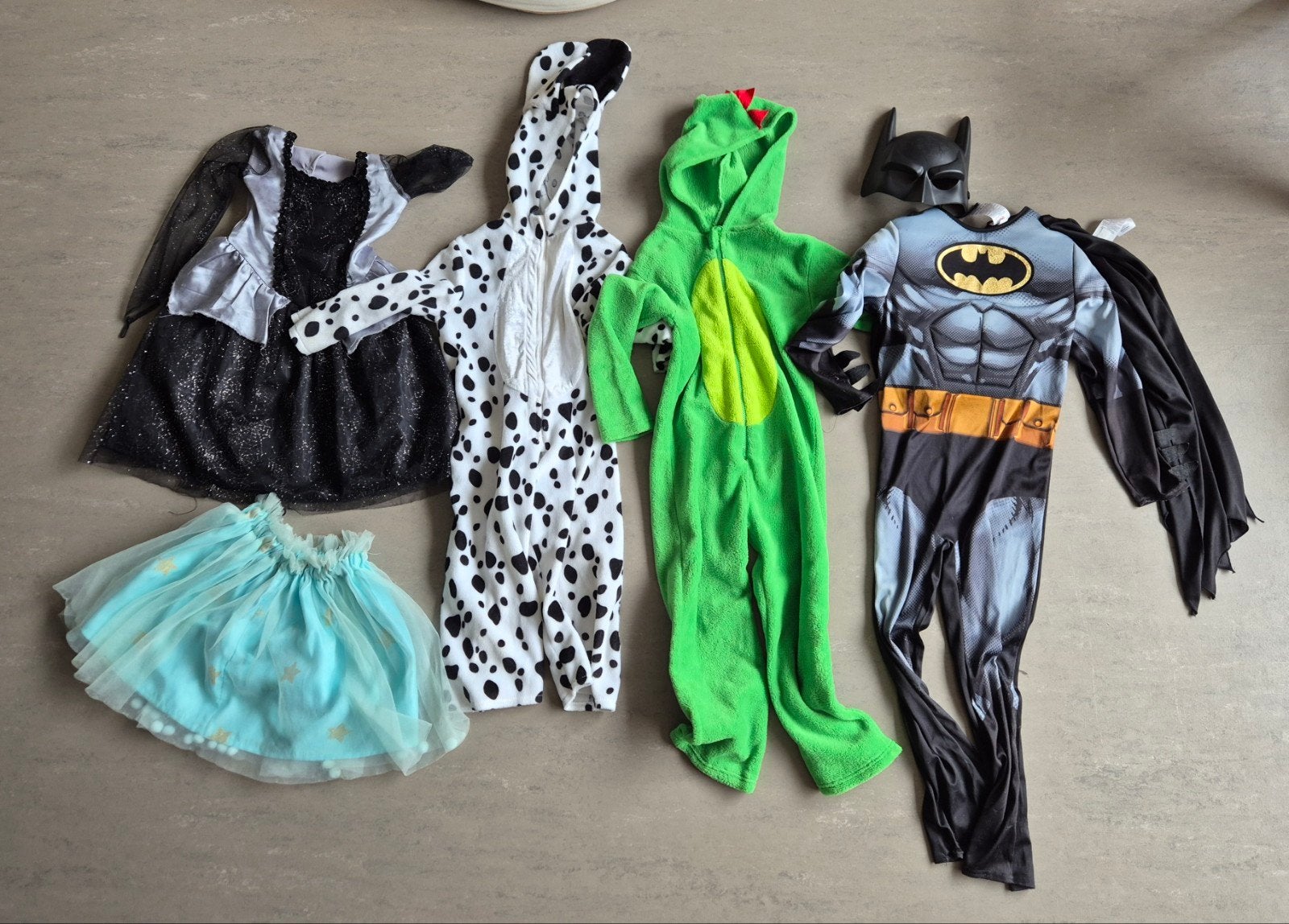 Verkleedkleding set: Batman, Dalmatiër, Dino, Prinses, Rokje, Ophalen of Verzenden, Jongen of Meisje