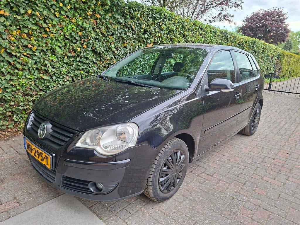 Volkswagen Polo 5 deurs Zwart, Voorwielaandrijving, 64 pk, 540 kg, 1198 cc