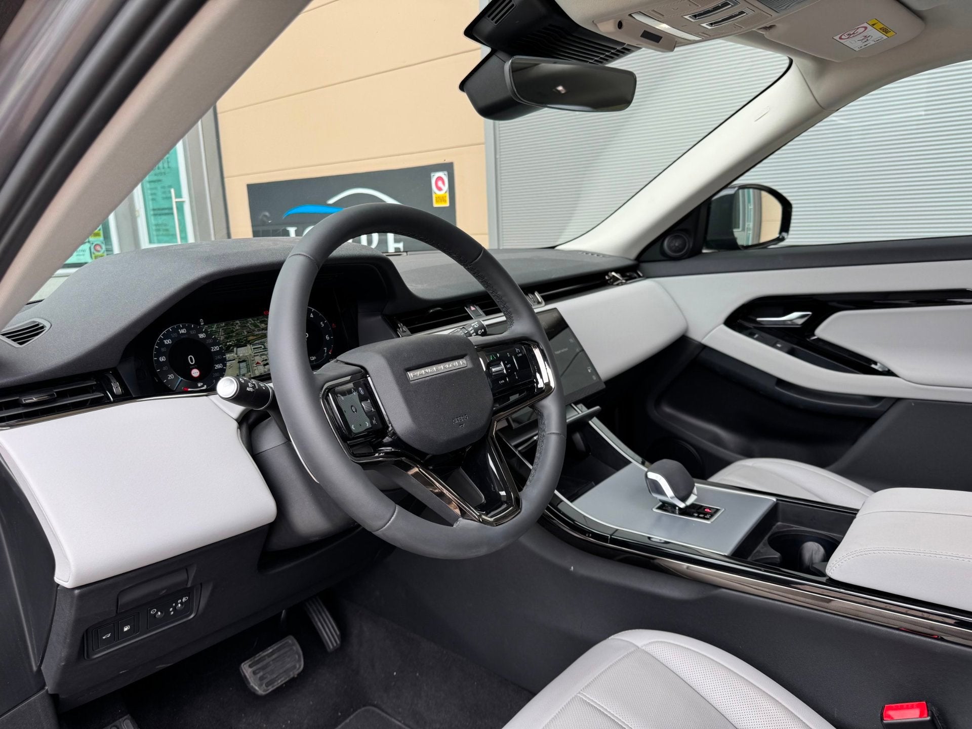 Land Rover RANGE ROVER EVOQUE 1.5 P300e AWD Dyanamic SE |Pan, Auto's, Automaat, 309 pk, 14 kWh, Euro 6