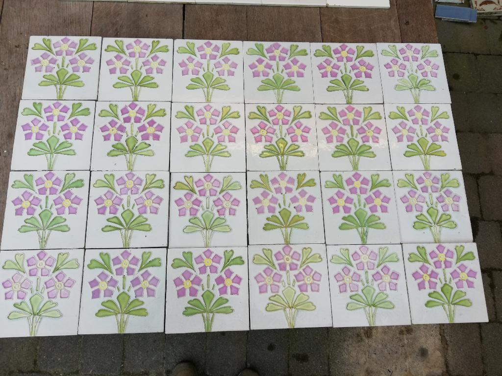 24 Art nouveau wandtegels opgelegde lila/roze bloem, Ophalen