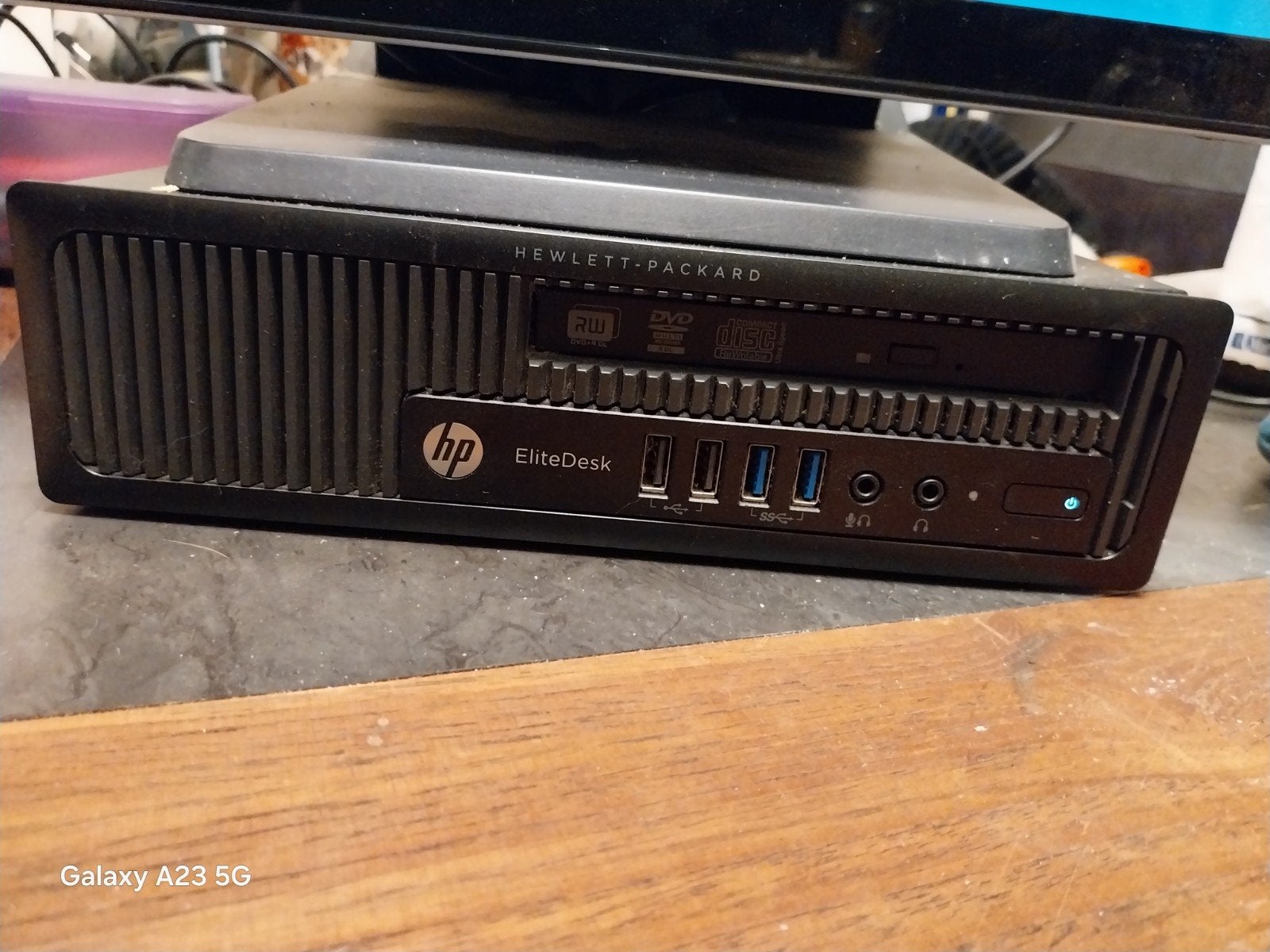 hp elitedesk 800 g1 + touchscreen monitor, Computers en Software, Ophalen of Verzenden, HP Desktop
