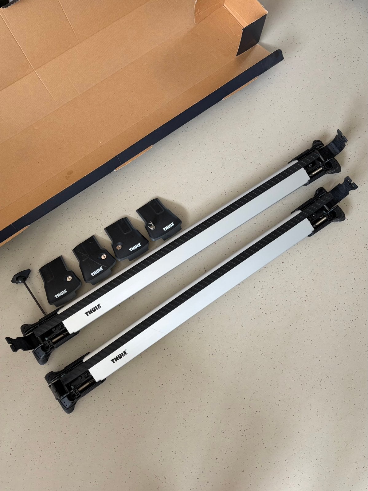 Thule WingBar Edge 958X, Auto diversen, Dakdragers, Ophalen, Zo goed als nieuw