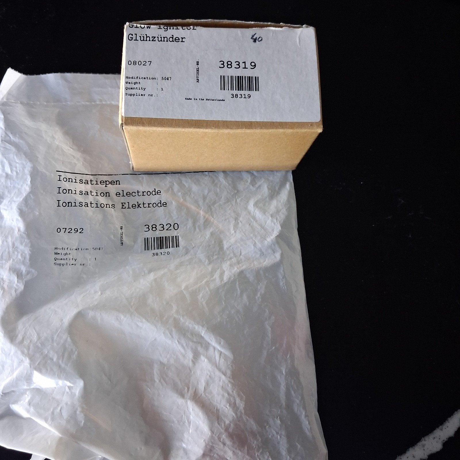 Nefit gloeiplug 38319 en ionisatie-elektrode 38320, Ophalen of Verzenden