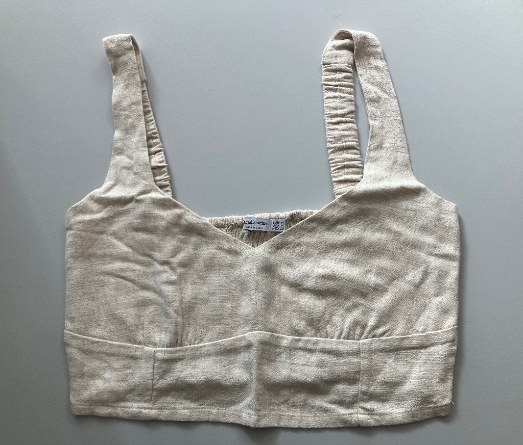 Beige Topje met bewerkte achterkant maat M, Maat 38/40 (M), Beige, Ophalen of Verzenden, Zonder mouw