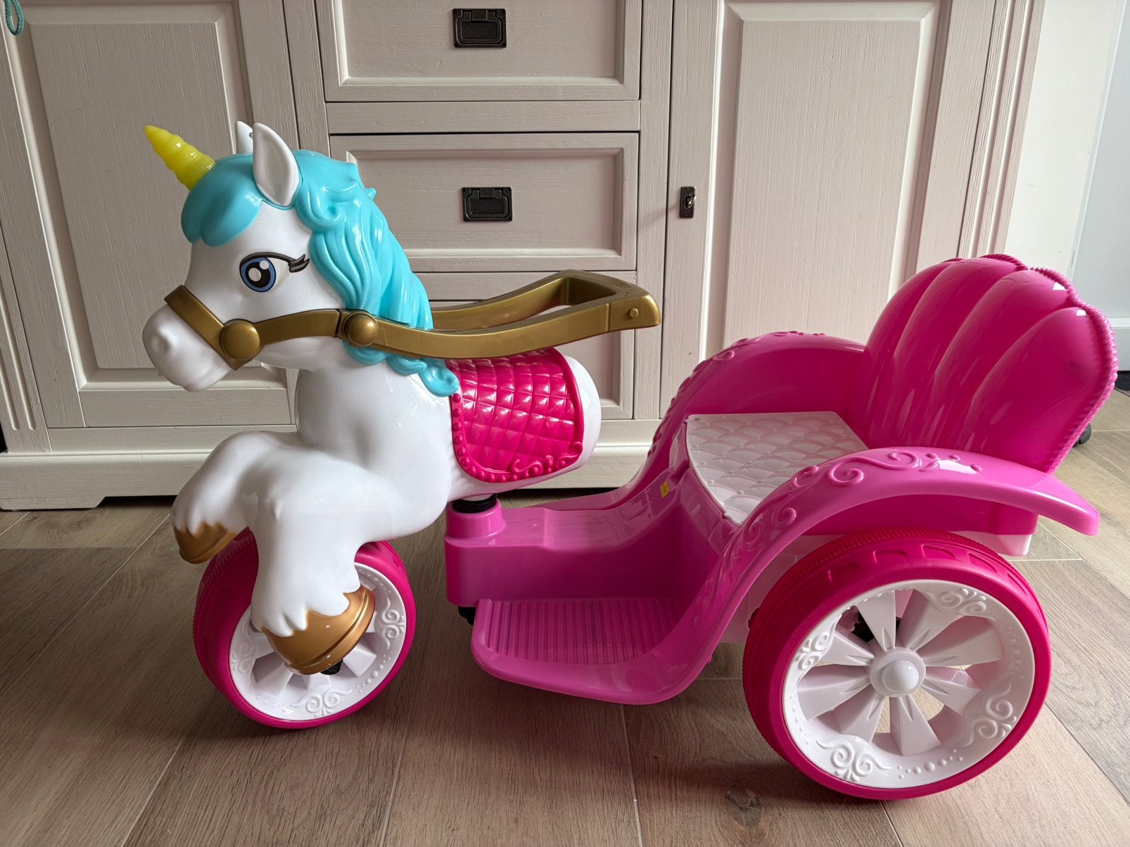 Kiddocruiser paard met koets, zelfrijdend, Ophalen, Zo goed als nieuw