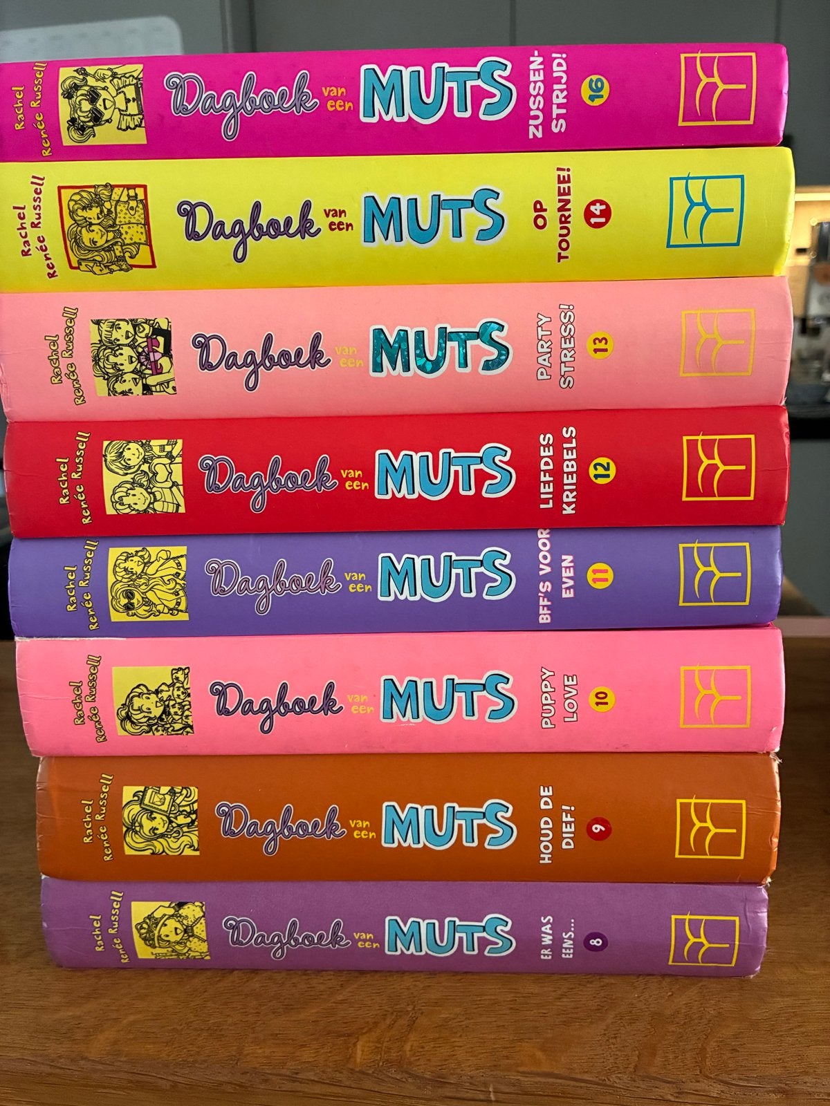Dagboek van een Muts boeken - Rachel Renée Russell, Ophalen of Verzenden, Gelezen, Fictie