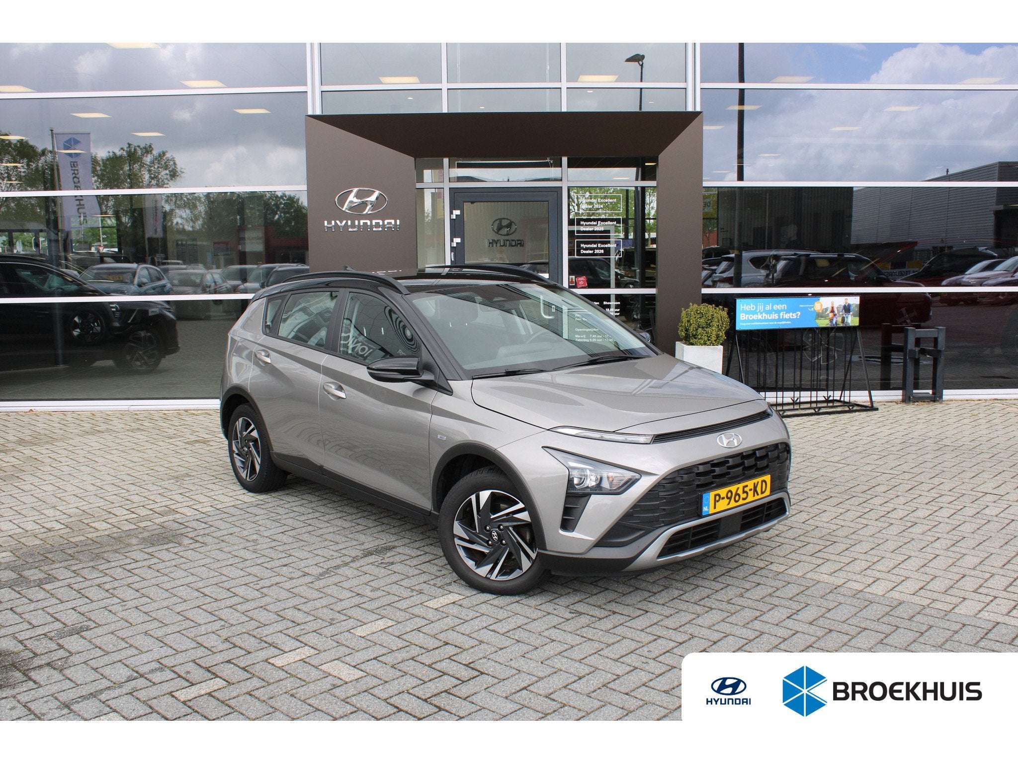 Hyundai BAYON 1.0 T-GDI Comfort Smart | Automaat | Navigatie, Auto's, 12 maanden, 450 kg, Gebruikt, Euro 6