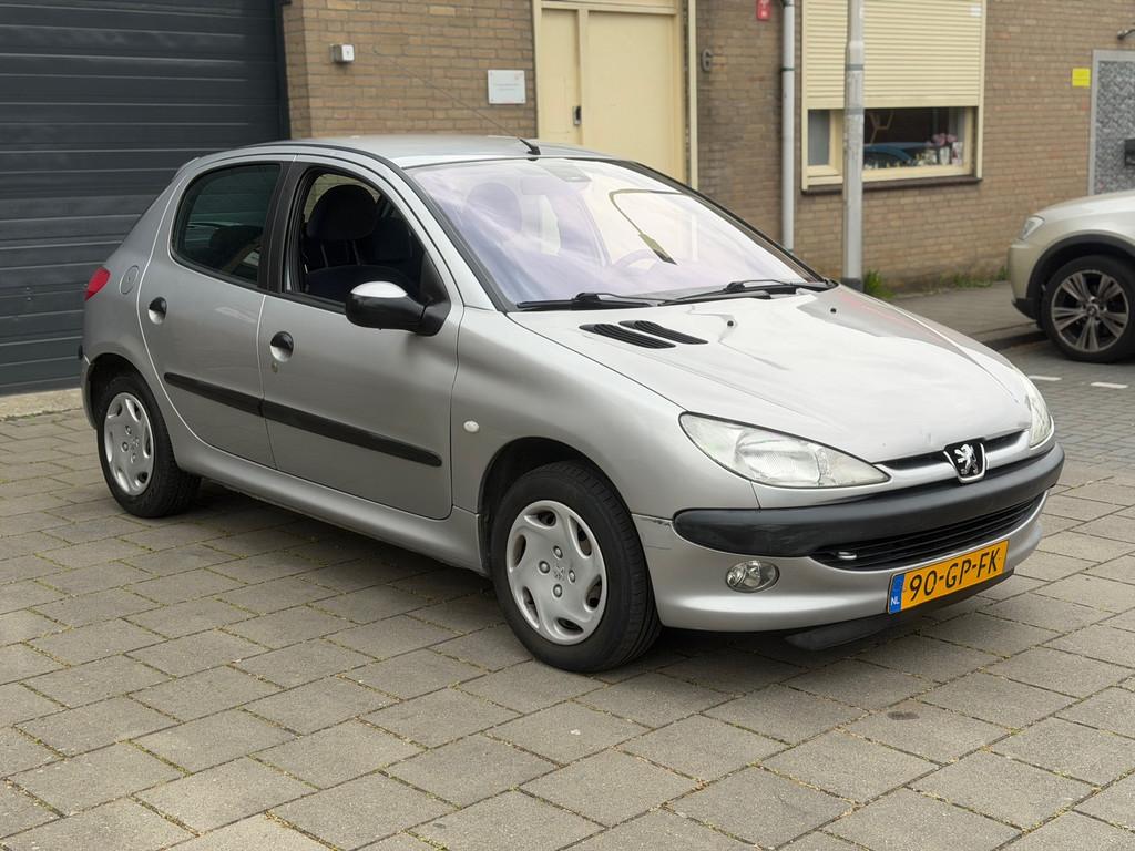Peugeot 206 1.4 Gentry Automaat Apk Clima trekhaak, Stof, Bedrijf, 75 pk, Blauw
