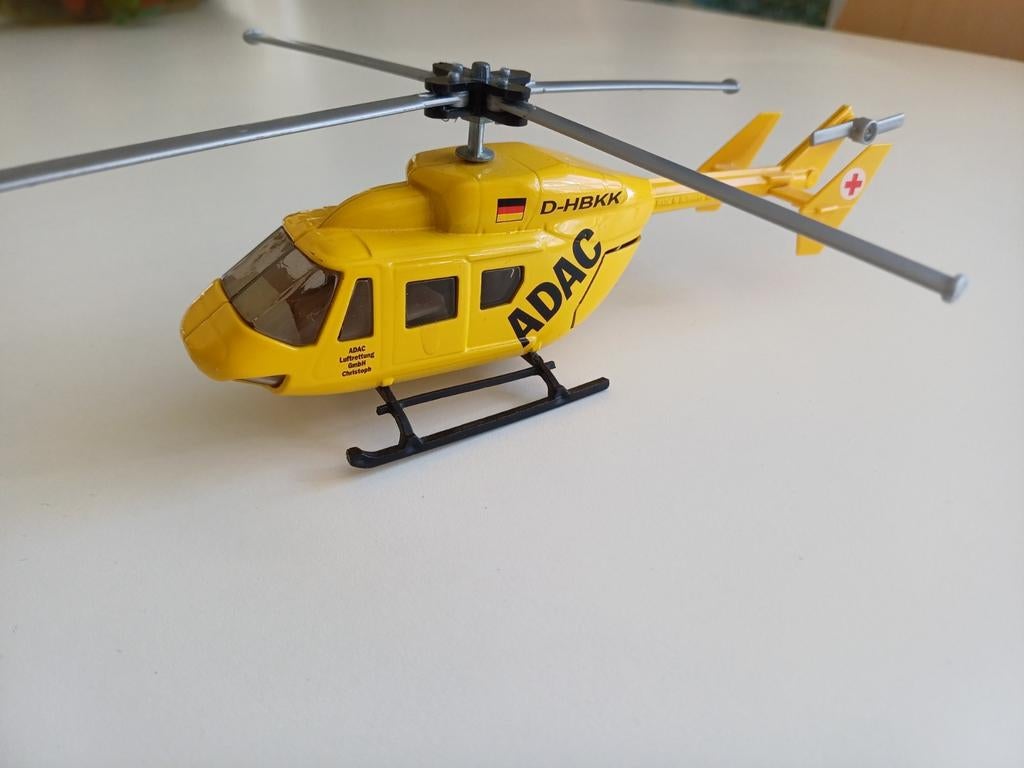 siku 2539 ADAC Reddingshelikopter, Hobby en Vrije tijd, Modelauto's | 1:50, Ophalen of Verzenden, Gebruikt, Overige typen, SIKU
