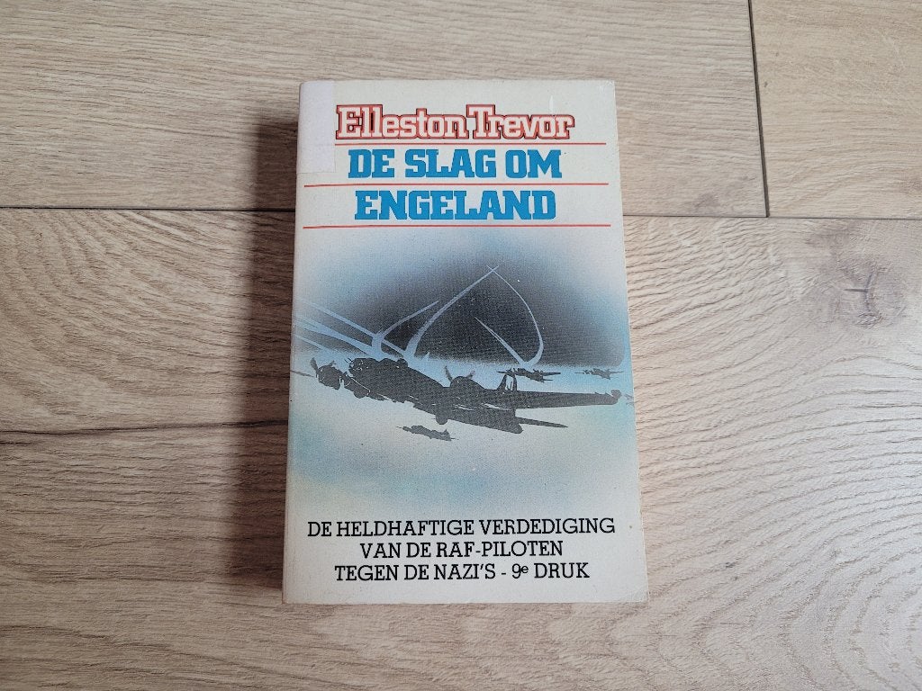 De Slag om Engeland - Elleston Trevor ~ HH8062, Boeken, Ophalen of Verzenden, Tweede Wereldoorlog, Gelezen, Elleston Trevor
