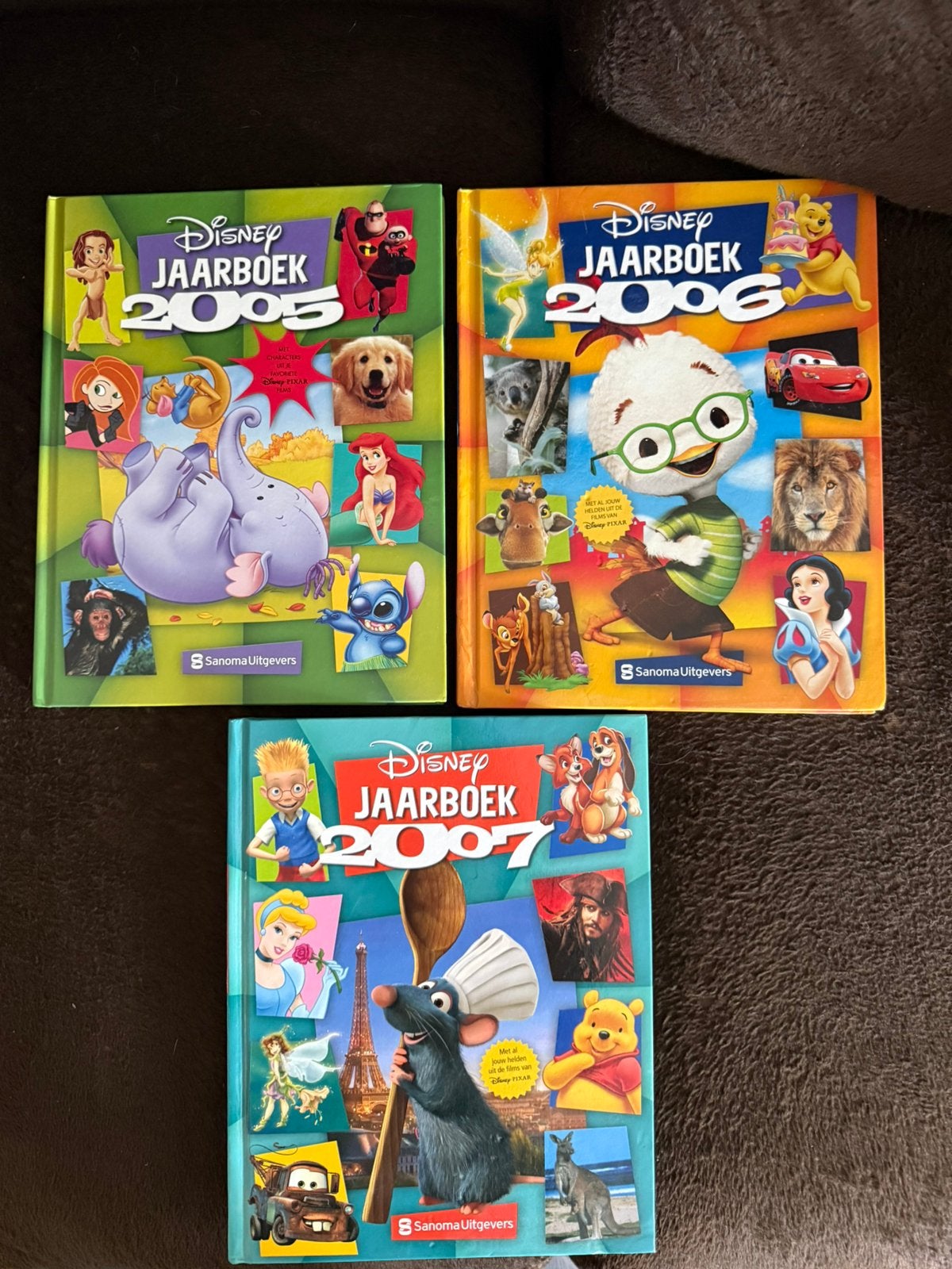 Disny jaarboek 2005 + 2006 + 2007, Ophalen of Verzenden, Zo goed als nieuw, Overige typen