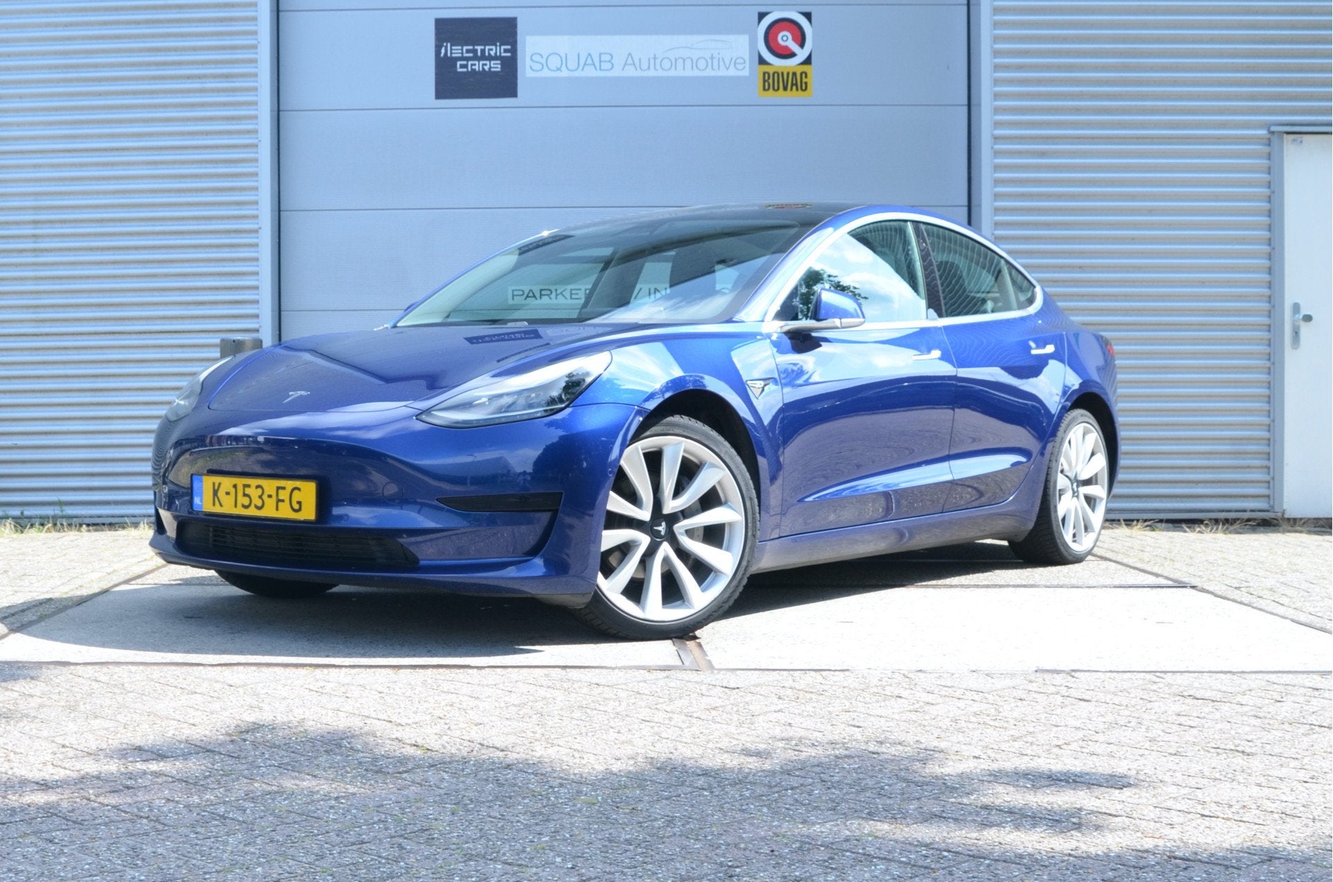 Tesla Model 3 Standard RWD Plus 60 kWh LFP accu, Trekhaak (1, Automaat, Achterwielaandrijving, Blauw, 370 km