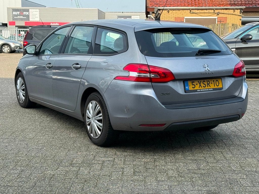Peugeot 308 SW 1.2 e-THP Blue Lease INRUILKOOPJE!, Auto's, Stof, Gebruikt, Euro 6, 1199 cc