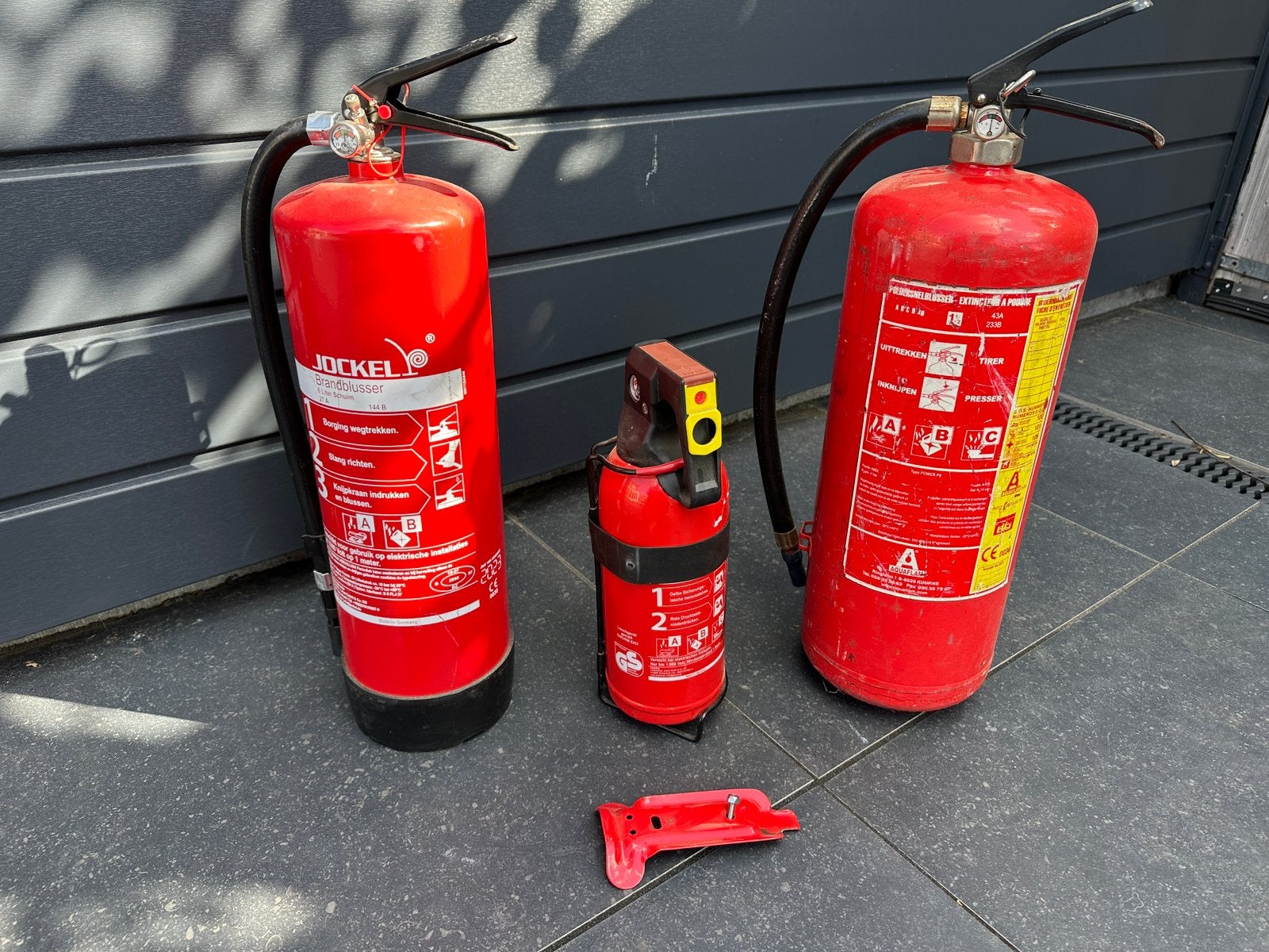 Brandblussers, Huis en Inrichting, Brandblussers en Brandkasten, Ophalen, Zo goed als nieuw, Brandblusser