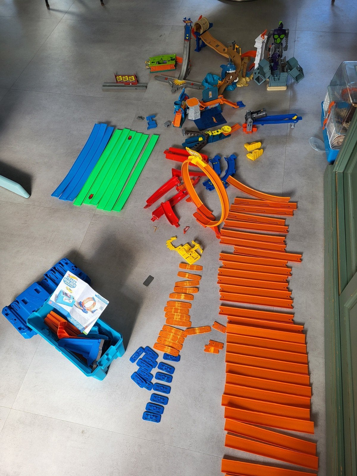 Veel hotwheels banen, Kinderen en Baby's, Speelgoed | Racebanen, Ophalen, Gebruikt, Handmatig, Hot Wheels