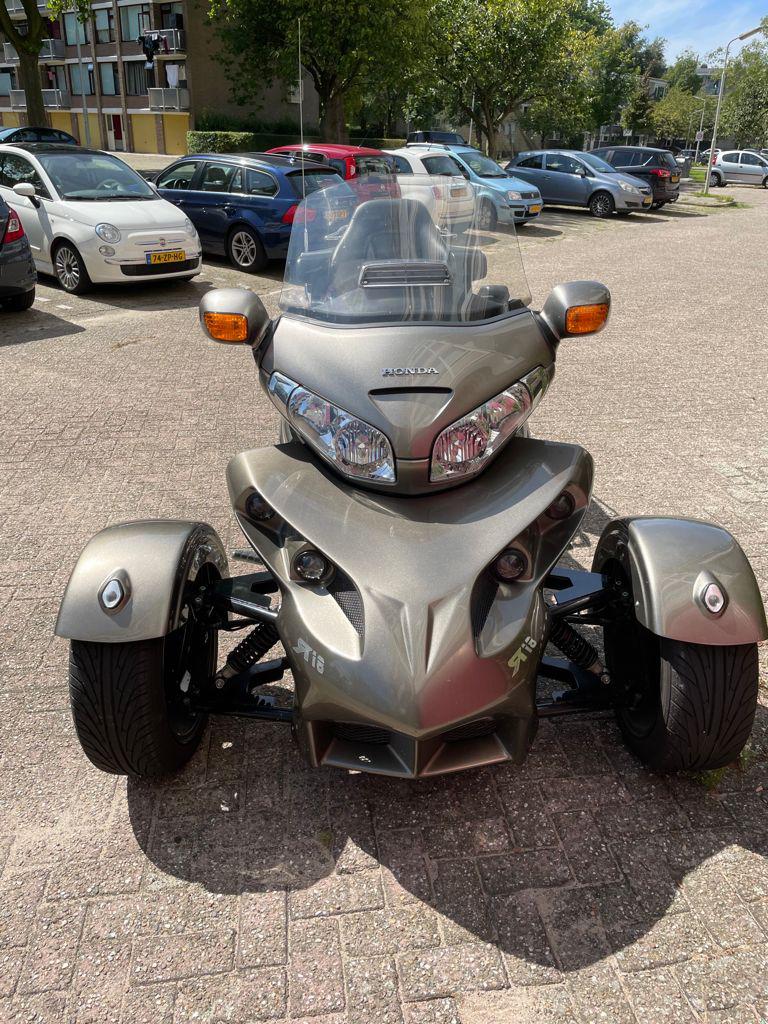 Honda Goldwing Reversed Trike, Particulier, Meer dan 35 kW, Overig, 1800 cc