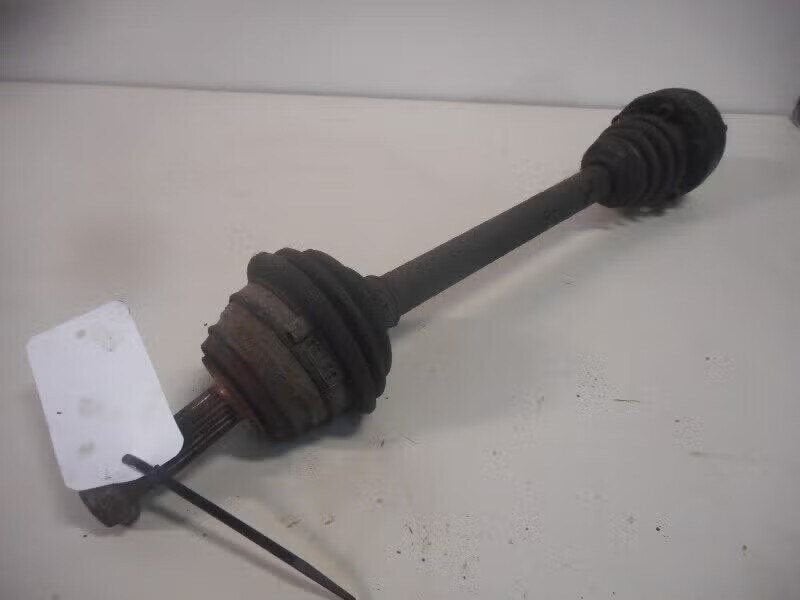 AANDRIJFAS LINKS VOOR Volkswagen Golf I Cabrio (155), Gebruikt, Berliner Ring 2 38440 Wolfsburg, DE, Volkswagen, Volkswagen AG