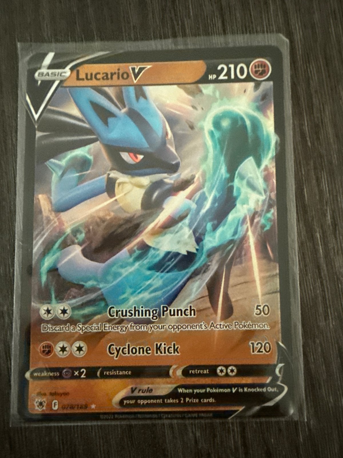 Pokémon Kaart Lucario V 078/169 - Zo goed als nieuw, Ophalen of Verzenden, Zo goed als nieuw, Losse kaart