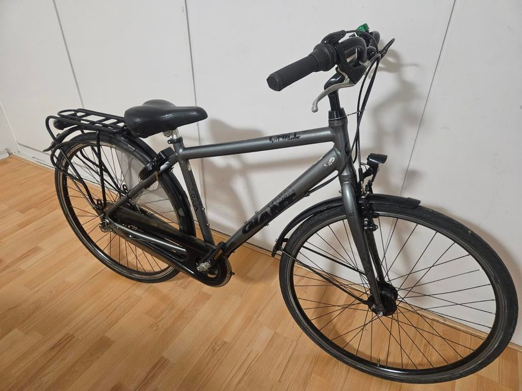 Giant jongensfiets voor middelbare school, 26 inch of meer, Giant, Ophalen of Verzenden, Zo goed als nieuw