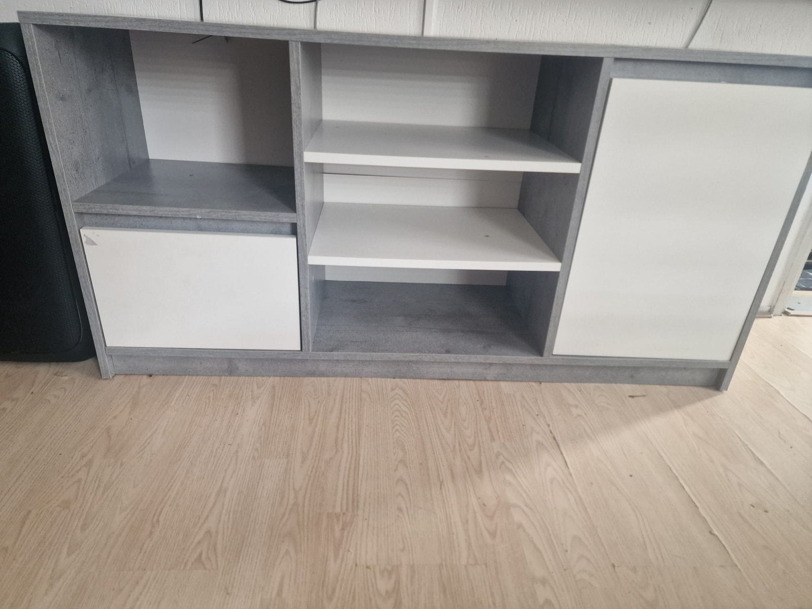 TV-meubel / Dressoir - Grijs met wit, Ophalen, Gebruikt, 100 tot 150 cm, Minder dan 100 cm