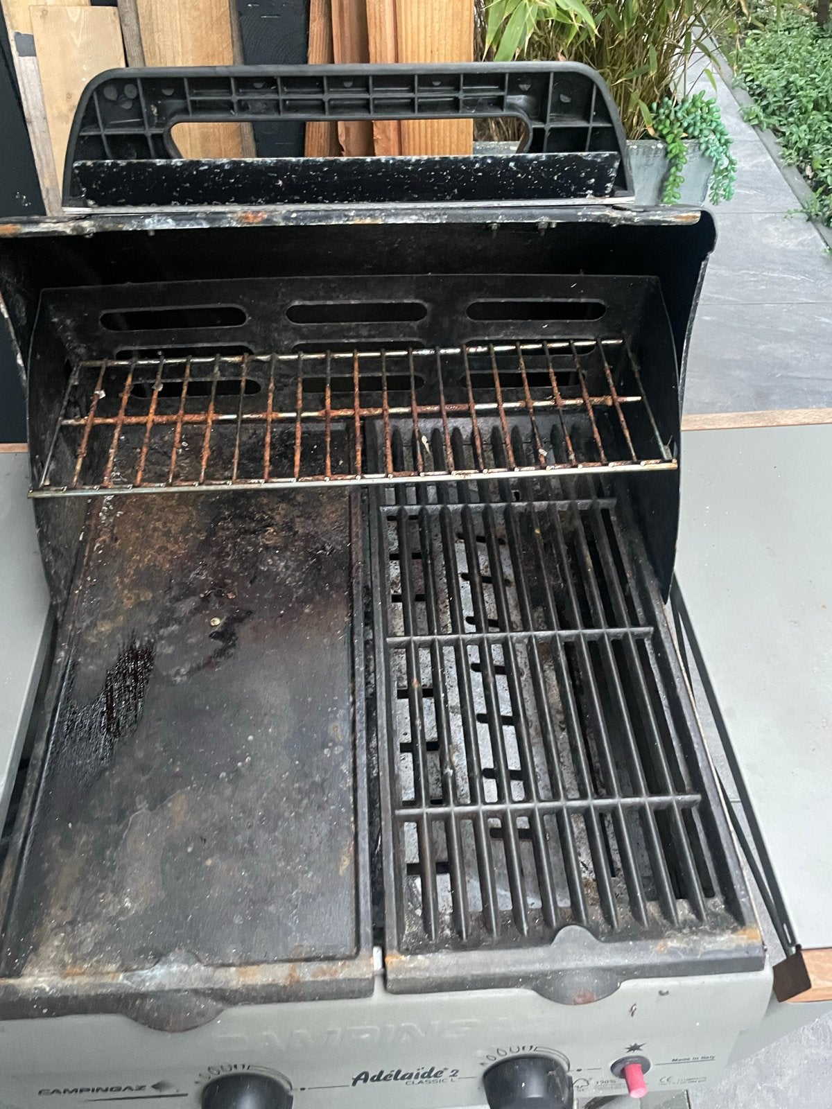 Campingaz Adelaide 2 Gasbarbecue - Gebruikt, Ophalen, Gebruikt